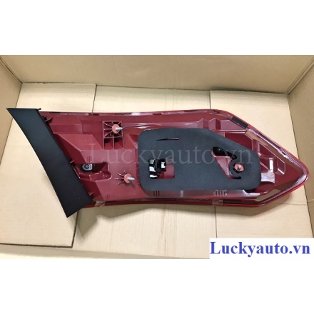 Đèn hậu miếng ngoài phải xe Mercedes E250 đời 2013_ 2129068802_ 212 906 88 02